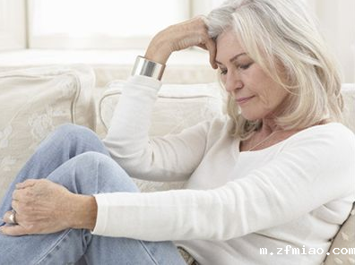 骨科专家提醒三十五岁左右的年轻女性就需要注意预防骨质疏松病症 骨科专家提醒三十五岁左右的年轻女性就需要注意预防骨质疏松病症